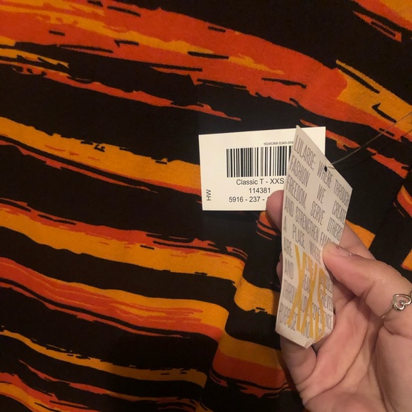 Lularoe classic t size xxs - Picture 2 of 2